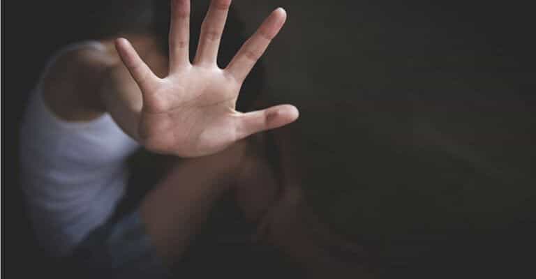 1 kakopoiisianilikoushutter 2 768x480 1