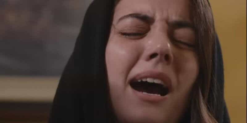 I gi tis elias kare kare o viasmos tis annas ti sernoun ston dromo