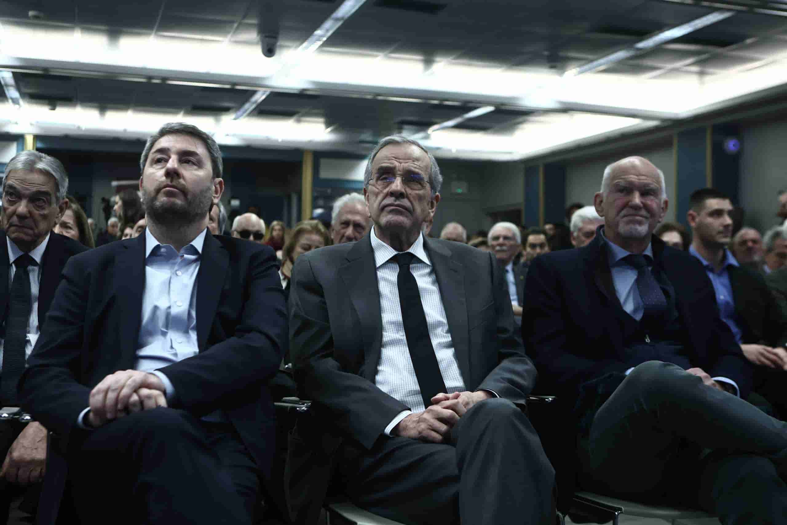 ΟΠΕΚΕΠΕ: Βίντεο ντοκουμέντο με κλειδαρά να ανοίγει με τροχό το ερμάριο της ελέγκτριας