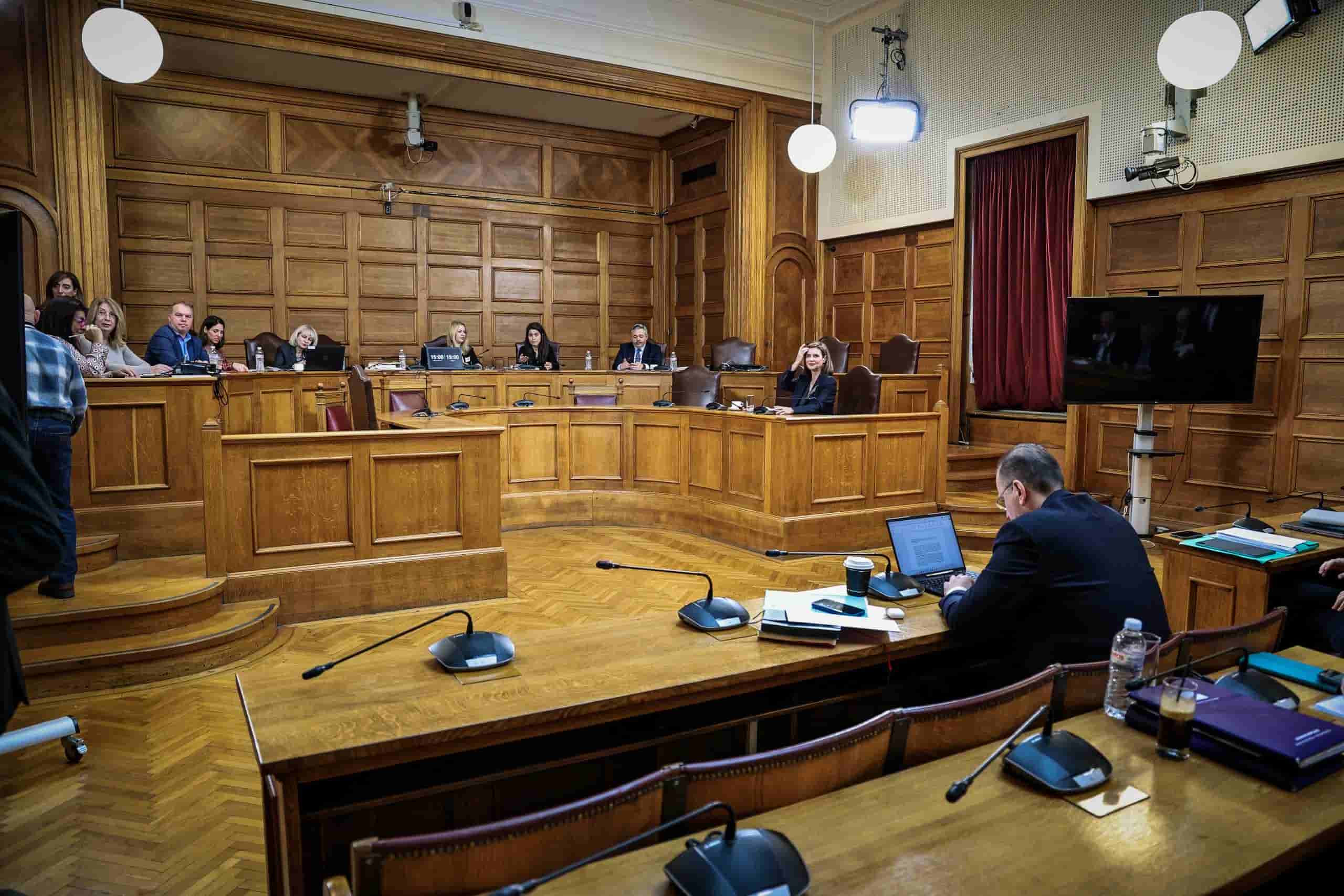 Σύσκεψη στο Μαξίμου: Φέρνουν «έξυπνα» φανάρια στην Αττική για το κυκλοφοριακό
