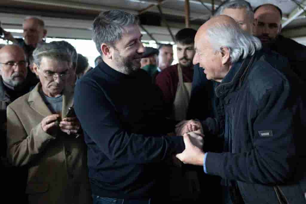 «Βολές» από Φιντάν