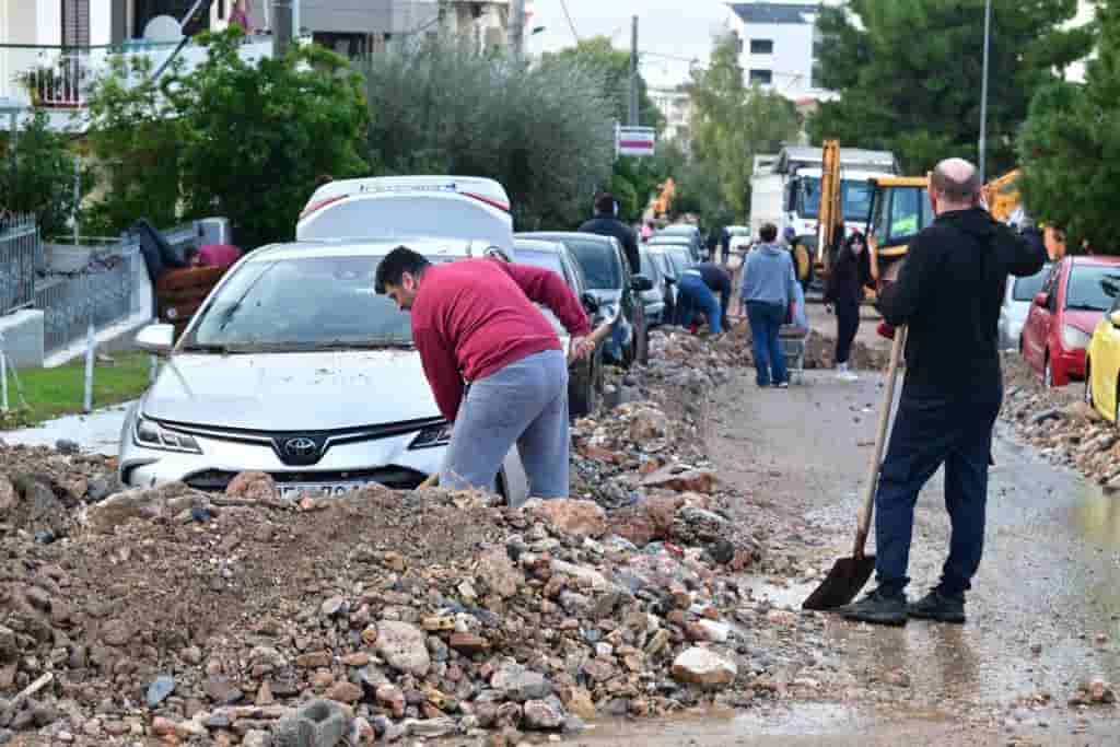 Άγιος Έρωτας: Η Δώρα παρατάει τον Αργύρη και φεύγει με τον Γεράσιμο