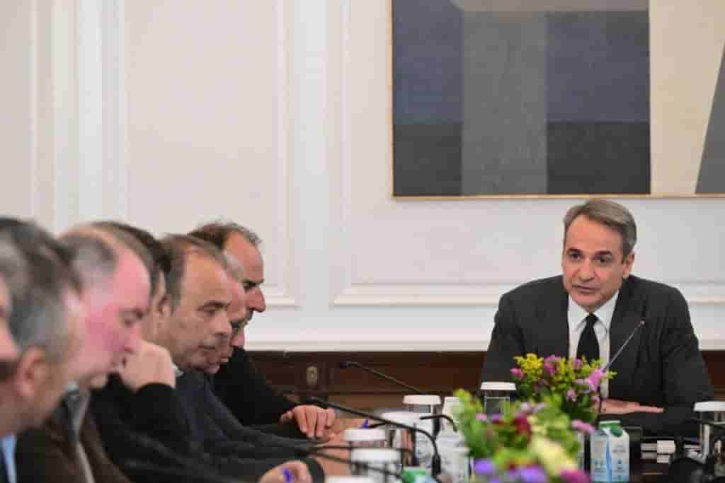 Πόρτο Λεόνε: Ο Γιάμαρης ρίχνει στο κρεβάτι τη Γαλήνη