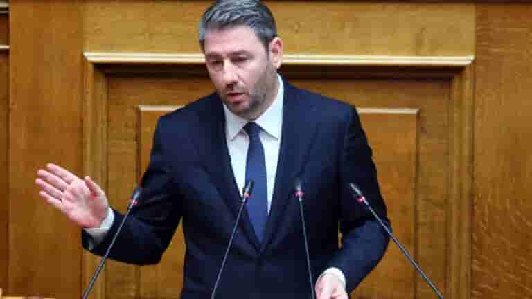 Λάρισα: Στο ψυχιατρικό τμήμα Κορυδαλλού μεταφέρθηκε ο γυναικοκτόνος στη Σωτηρίτσα