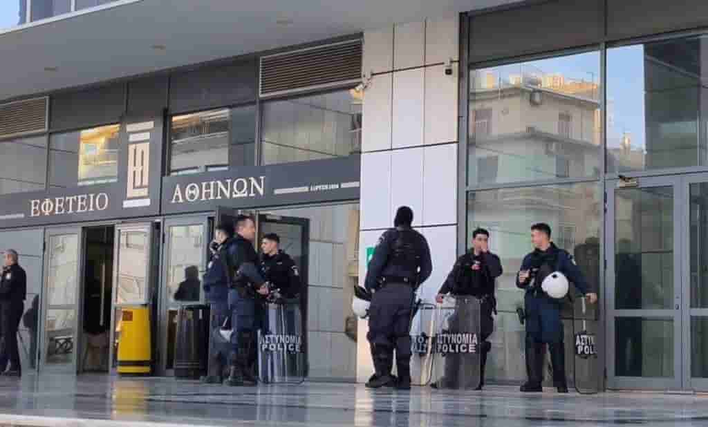 Άγιος Έρωτας: Ο Γεράσιμος επιστρέφει – Η πρώτη φωτογραφία