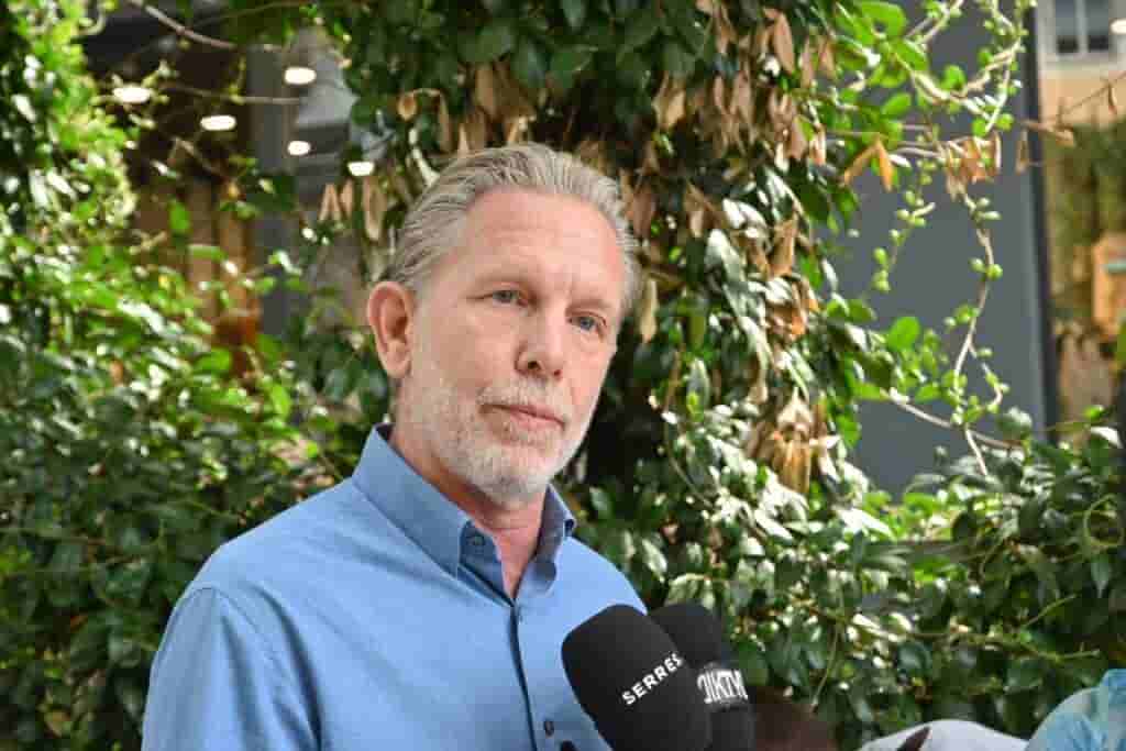 Ένα αυτοκίνητο, ένα χαμόγελο, ένα όνομα: Η ιστορία του Renault Twingo!