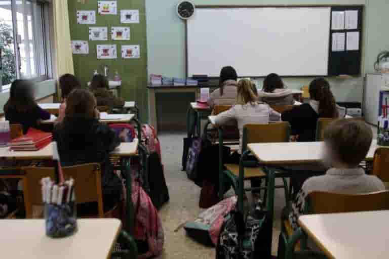 Γαλλιά: Καταργεί και με τη βούλα τα «συζυγικά δικαιώματα» – Έναυσμα η υπόθεση Πελικό