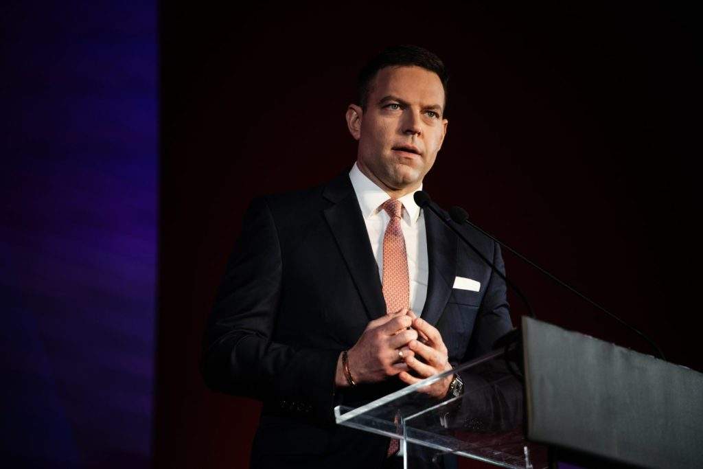 Να μ’ αγαπάς: Αγρίμι ο Άγγελος – «Αδελφέ μου, θα σε σκοτώσω»