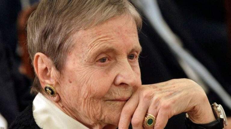 Τον Απρίλιο η τηλεοπτική επιστροφή της Μιμής Ντενίση: Ο διπλός ρόλος έκπληξη