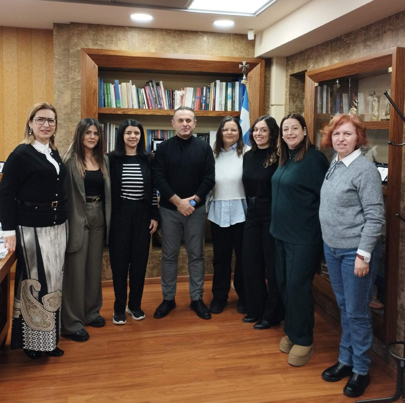 Τα φυτά σου μαραίνουν; Το «κρυφό» λάθος που κάνεις στο πότισμα