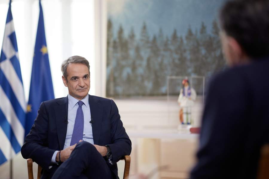 «Επιχείρηση διεμβολισμού» της αντιπολίτευσης μέσα από τη Συνταγματική Αναθεώρηση