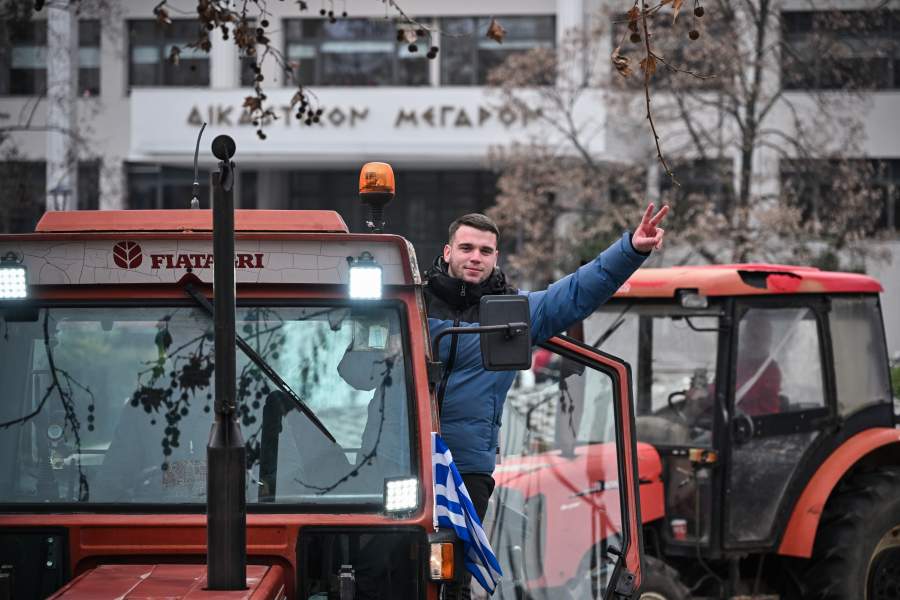 Βλέπουν «απροθυμία»