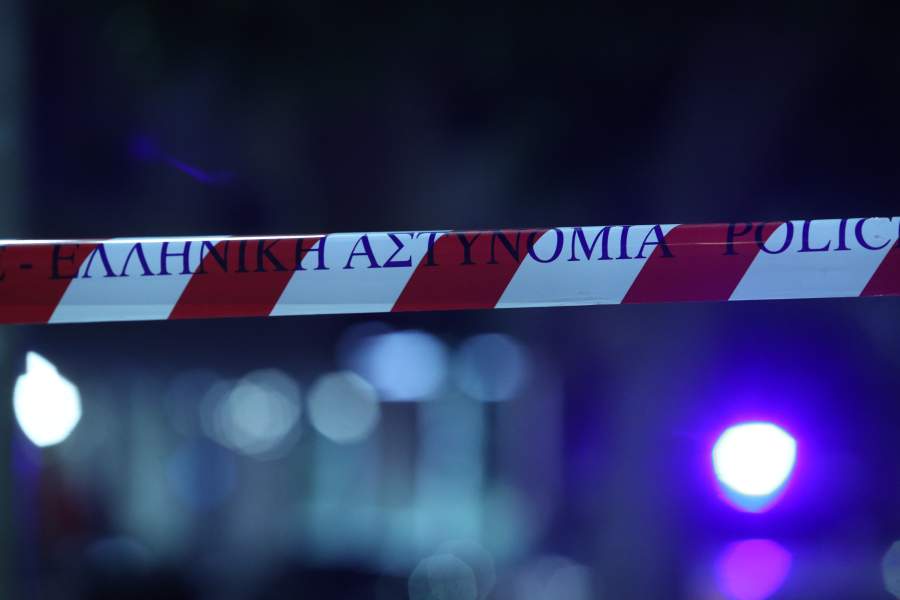 Οι fashionistas ορκίζονται φέτος σε ένα κομψό αξεσουάρ και η Μαίρη Συνατσάκη επιβεβαιώνει