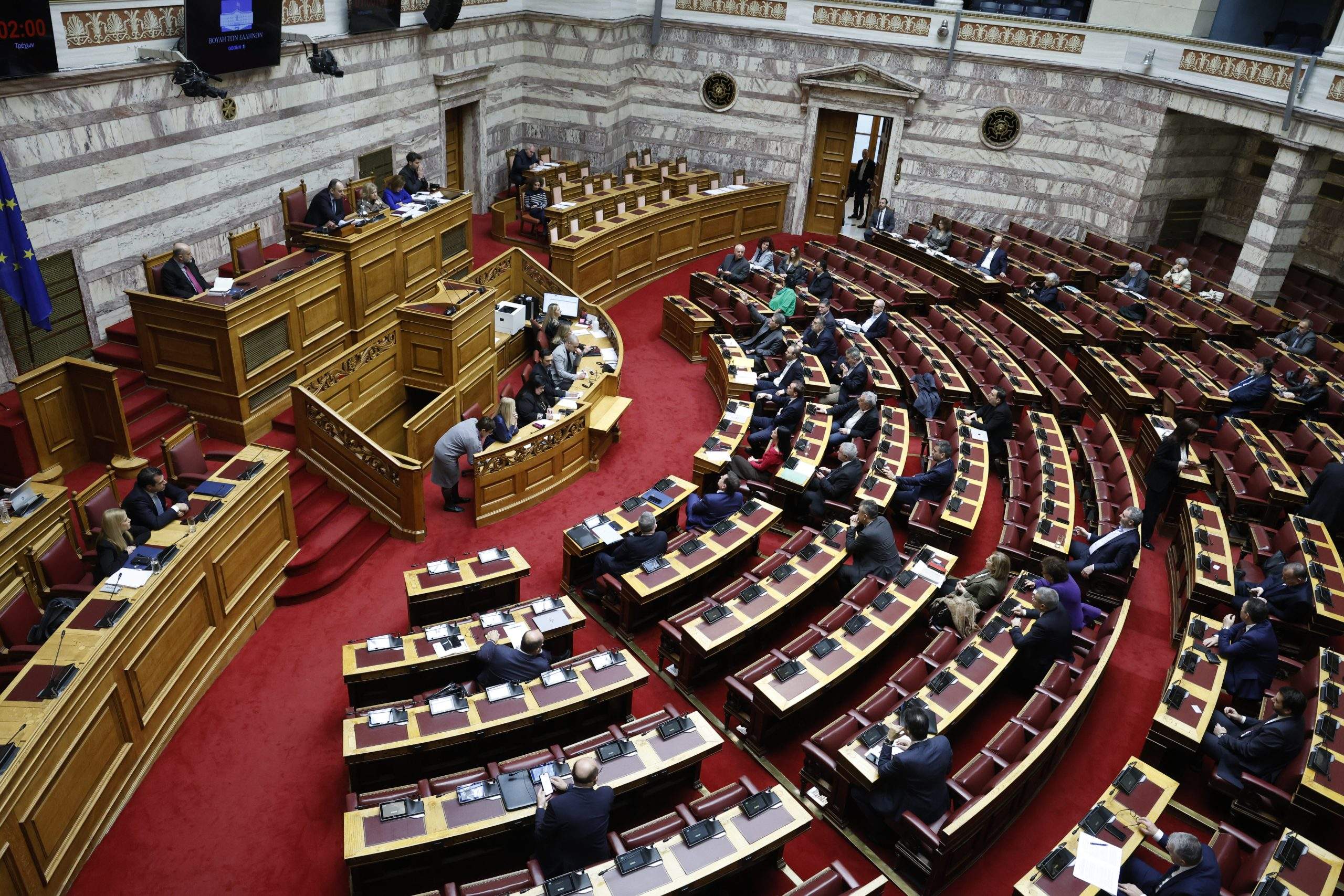 Ένας τετράποδος φίλος που ένωσε μια πόλη 150.000 κατοίκων στην Εύβοια (βίντεο)