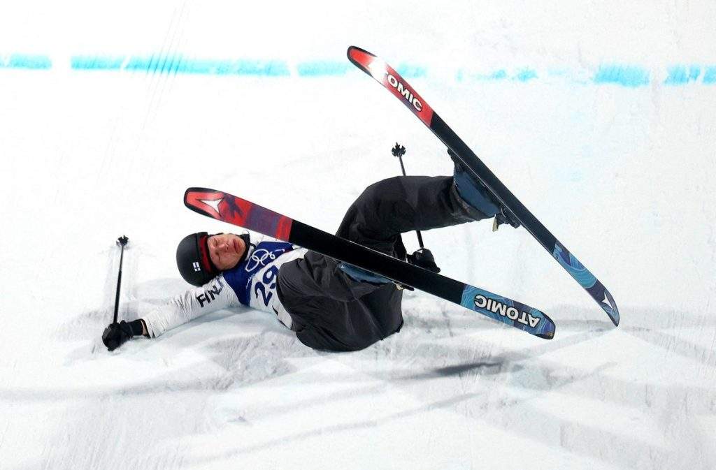 Η Γη της Ελιάς: Άγρια εισβολή στο σπίτι της Αριάδνης