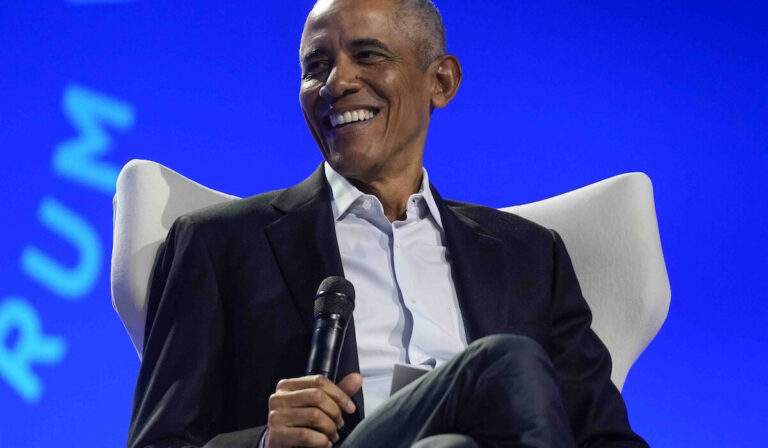 Ο Ομπάμα απαντά πρώτη φορά για το ρατσιστικό βίντεο του Τραμπ: «Βαθιά προβληματικό»