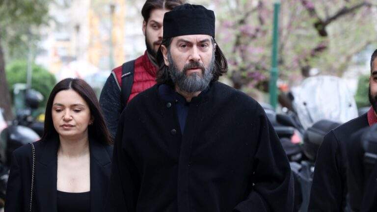 ΗΠΑ: Ο πατέρας 14χρονου που σκότωσε 4 ανθρώπους στο σχολείο του δικάζεται για ανθρωποκτονίες εξ αμελείας