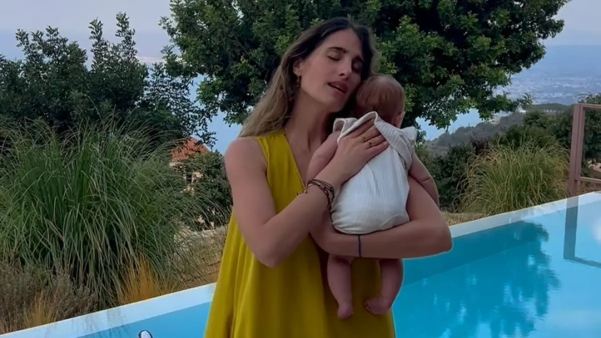 ΠΑΣΟΚ: Η κυβέρνηση γεμίζει με «φέσια» την οικονομία