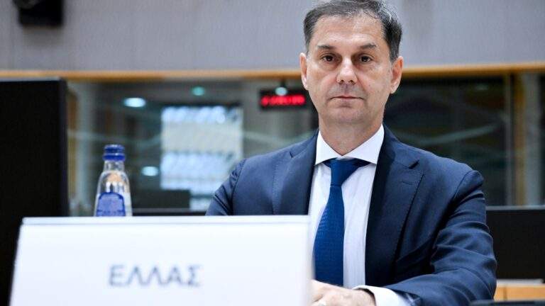 Κανείς δεν περίμενε ότι κατάγεται από εκεί: Το πραγματικό όνομα, η ηλικία και η καταγωγή της Ζενεβιέβ Μαζαρί