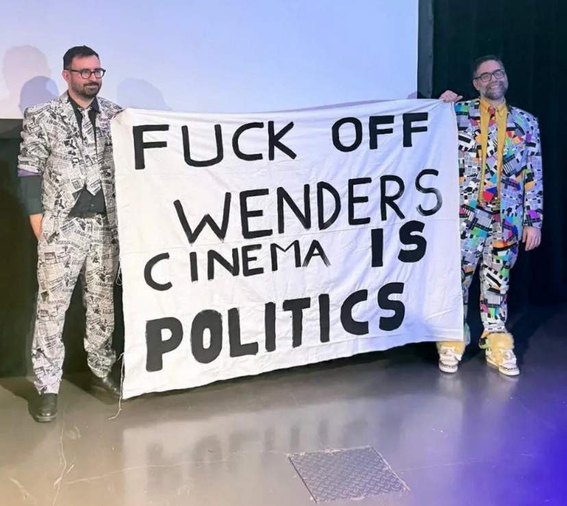 Η Γη της Ελιάς: Ο Τζον κάνει κόλαση τη ζωή της Αθηνάς