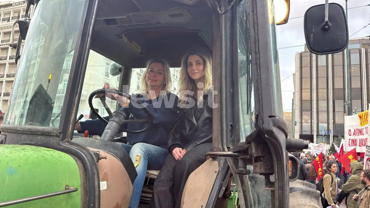 Λεωφόρος Σχιστού: Ασυνείδητος οδηγός πήγαινε με όπισθεν επί 1,5 χιλιόμετρο στη ΛΕΑ για να αποφύγει την κίνηση