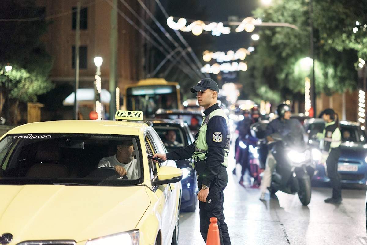 Ζευγάρι Βρετανών καταδικάστηκε σε 10 χρόνια κάθειρξη στο Ιράν για κατασκοπεία