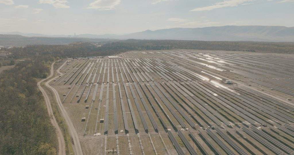 J2US: Πρεμιέρα και επιστροφή στο OPEN – Η Βανδή και ο ρόλος του Γεωργούλη