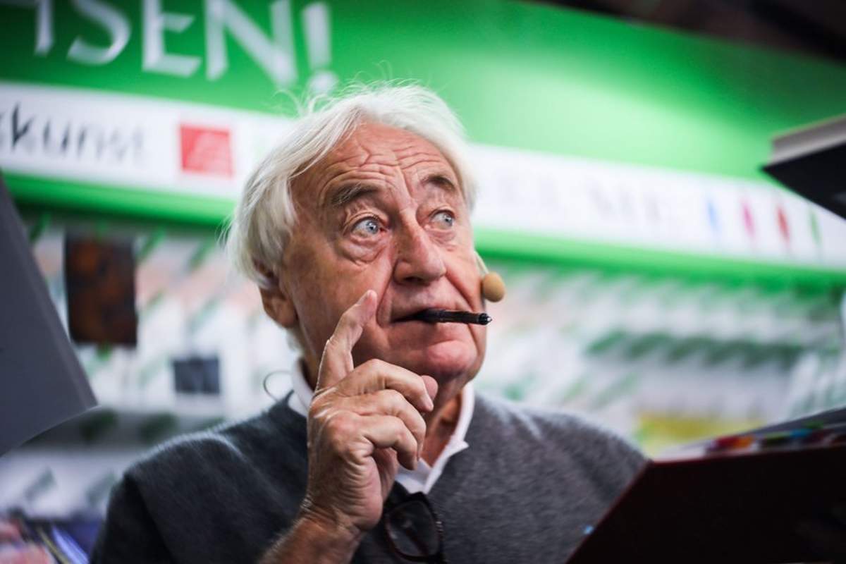 Παυλόπουλος για συνταγματική αναθεώρηση: «Απαιτεί θεσμική συνέχεια και δημοκρατική νομιμοποίηση»