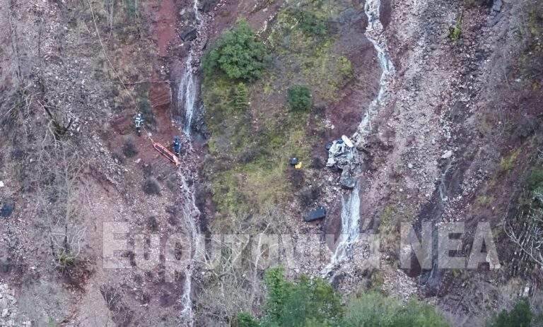 Προφυλακίστηκε για τους εμπρησμούς η δασκάλα γιόγκα: Γκαζάκι, βενζίνη και στουπί φέρεται να χρησιμοποιούσε (Βίντεο)