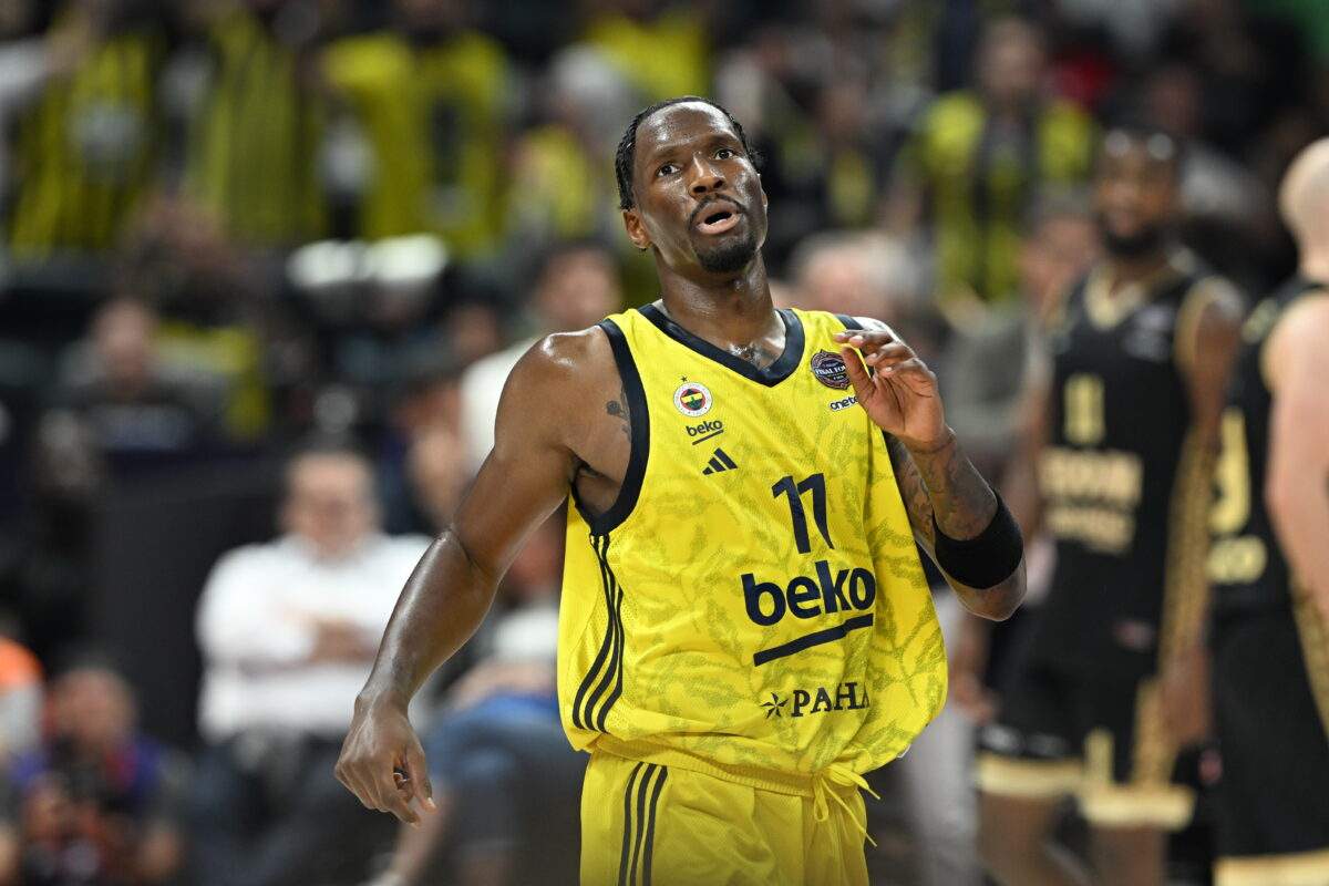 Η γρίπη «γονατίζει» τα Επείγοντα των νοσοκομείων: Διπλασιάστηκαν τα περιστατικά – Στο ΚΑΤ οι περισσότεροι ασθενείς