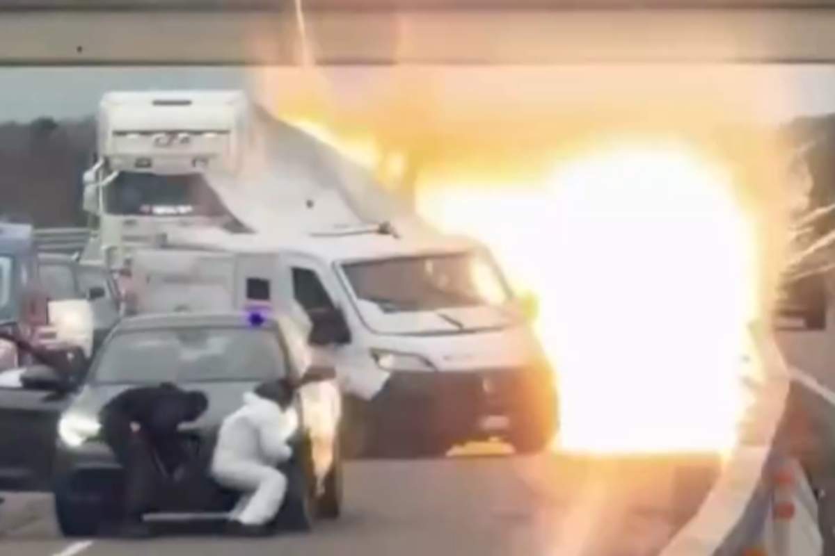 Ο Κιρ Στάρμερ υπό πίεση λόγω σκανδάλου Επστάιν: Παραιτήθηκε και ο διευθυντής επικοινωνίας του Τιμ Άλαν, μετά τον προσωπάρχη του