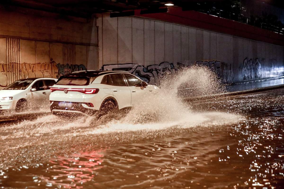 Η Μελόνι αυστηροποιεί τα μέτρα για το μεταναστευτικό: Φέρνει «ναυτικό μπλόκο» στα ιταλικά χωρικά ύδατα