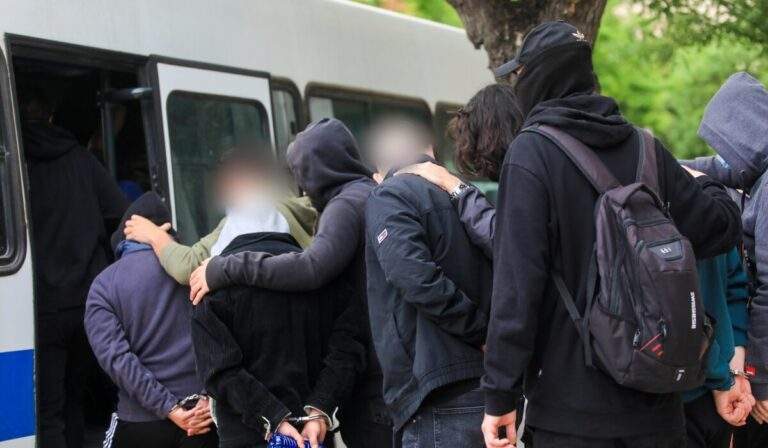 Αύριο: Είδαμε τη νέα καθηλωτική σειρά της ΕΡΤ – Μια περιπέτεια με προδιαγραφές για διεθνές ταξίδι