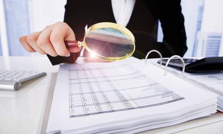 Θανατηφόρο τροχαίο με παράσυρση πεζής από δίκυκλο στην Πατησίων