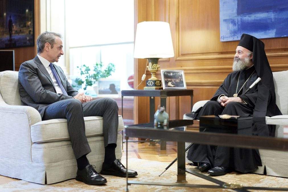 Η παλιά σου τηλεόραση γίνεται Smart σε 10 λεπτά — Δες πώς