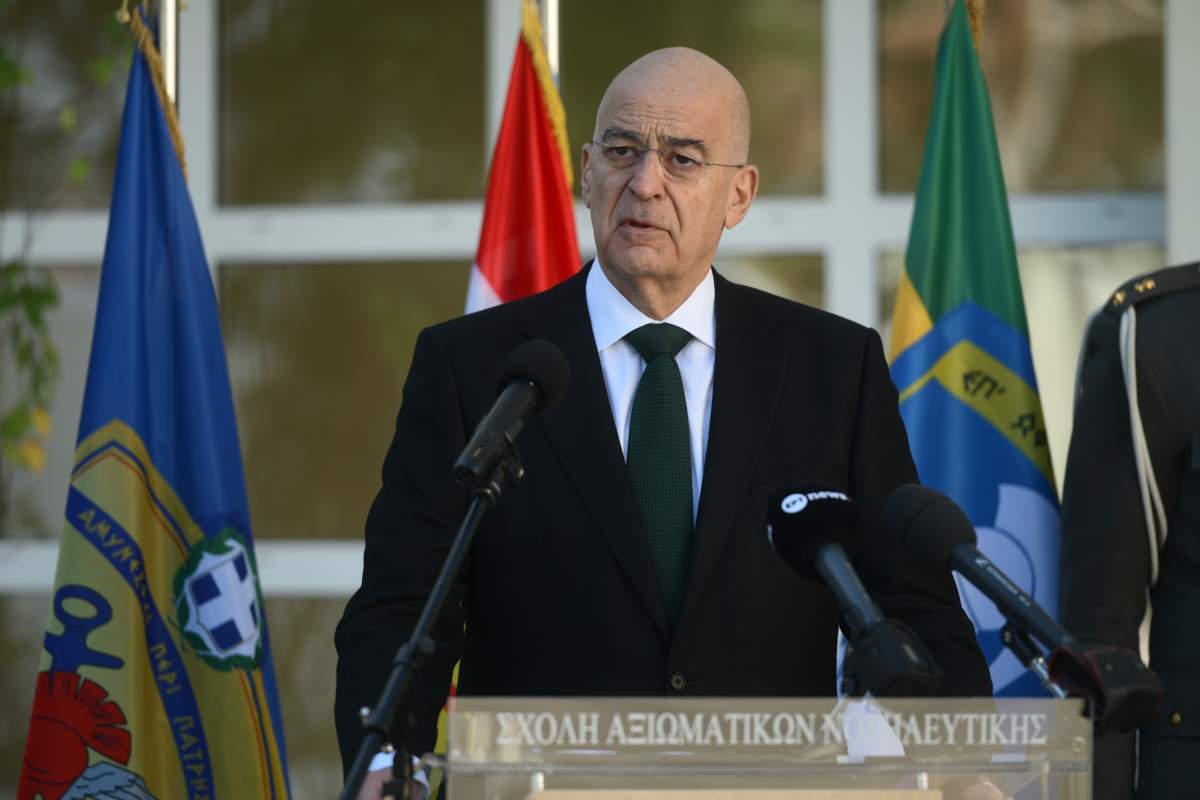 Μανώλης Κονταρός: «Όταν με το καλό γίνει ο γάμος της Δέσποινας Βανδή και του Βασίλη Μπισμπίκη, πιστεύω να είμαι κουμπάρος»