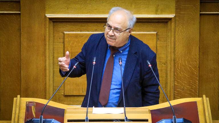 Ένας χρόνος από την σεισμο-ηφαιστειακή κρίση στη Σαντορίνη – Τα συμπεράσματα των επιστημόνων για το φαινόμενο