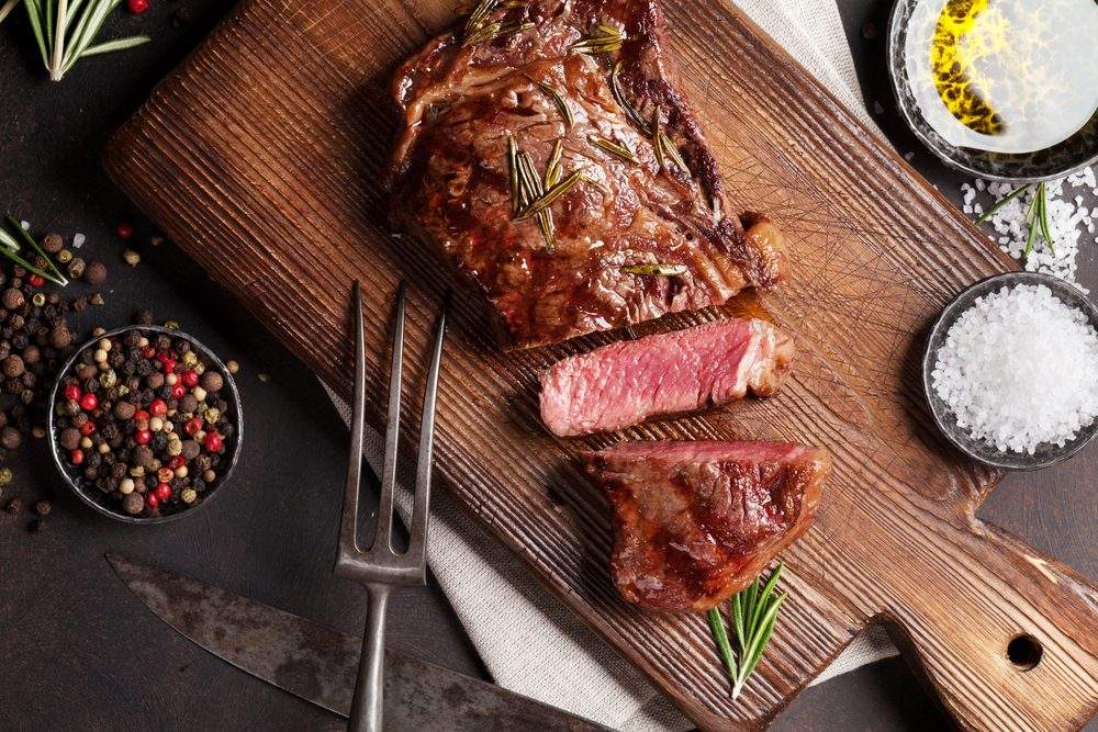 Αντίχειρας»: Ένα λογοτεχνικό ρίσκο στα όρια της ψυχικής διάλυσης