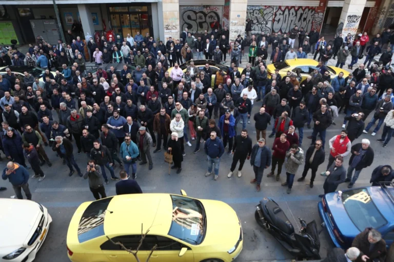 Κ. Τσουκαλάς στο ΕΡΤnews Radio 105,8: Εμείς αυτή την κυβέρνηση δεν την εμπιστευόμαστε για να προχωρήσει στην Αναθεώρηση