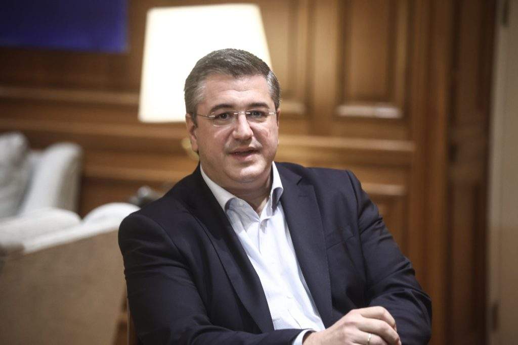 Σφοδρή επίθεση Φάμελλου