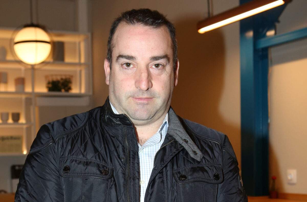 Έρευνα: Tα 25 σημάδια που αποκαλύπτουν ότι γεράσαμε – Το «τεστ» που φανερώνει την ηλικία μας