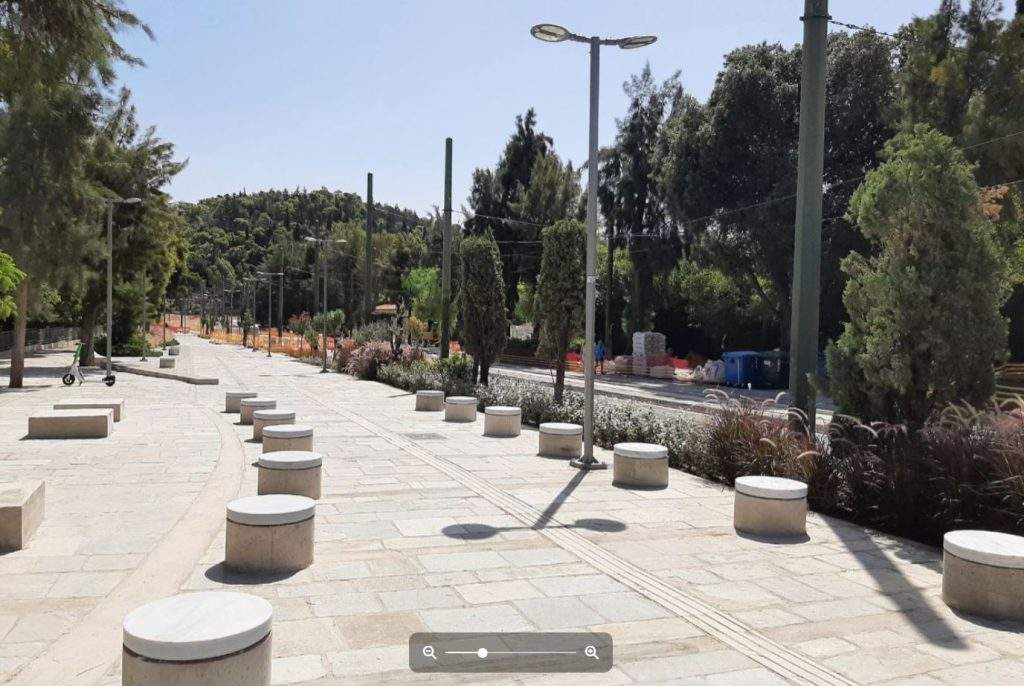 Grand Hotel: Φορά ράσα και αποδρά από τη φυλακή – Ποιος τον βοηθά