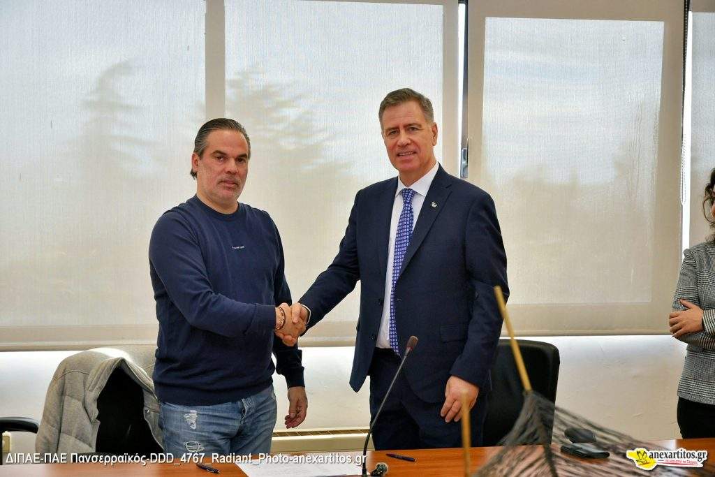 Σοβαρές καταγγελίες της “Δύναμης για το Αύριο” για ατύχημα με απορριμματοφόρο και οδηγό χωρίς άδεια