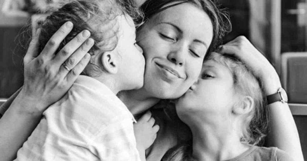 Ο θαυμαστός κόσμος του ΕΣΠΑ: Οι απευθείας αναθέσεις της Παντελοπούλου, οι τρεις φορείς που ήταν… ένας, το μάζεμα των αμάζευτων και ο κίνδυνος να “κοπεί” η κάνουλα