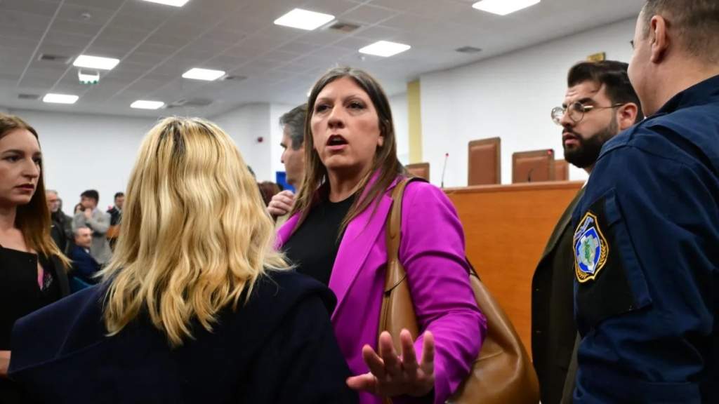 Κατερίνα Καινούργιου: “Μπαίνω στον 9ο μήνα” – Πότε επιστρέφει στη “Super Κατερίνα” μετά τη γέννηση της κόρης της (Βίντεο)