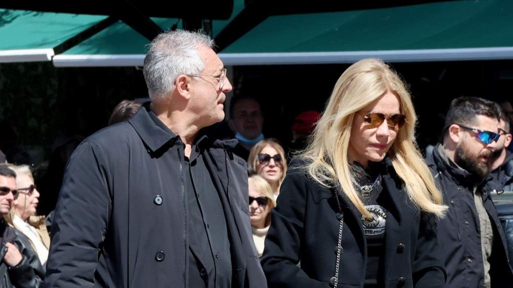 Άλυτο μυστήριο στη Λήμνο: Βίντεο κατέγραψε άγνωστα αντικείμενα να πέφτουν από τον ουρανό