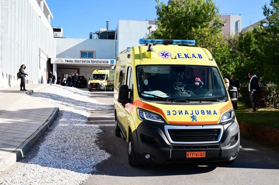 Σοκάρουν καταγγελίες εκπαιδευτικών για επιθέσεις από μαθητές τους: «Με έβριζαν, με έφτυναν» (βίντεο)