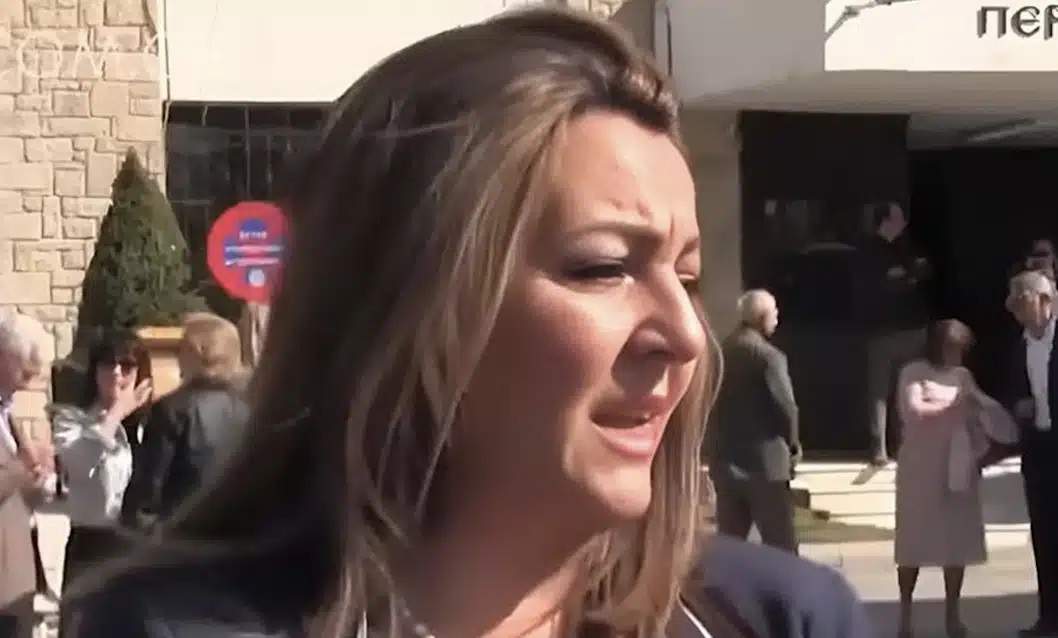 Χαμός με τα πασχαλινά κουλουράκια της Αργυρώς: Έδωσε για 1η φορά τη συνταγή και όλες τα φτιάχνουν σαν …τρελές