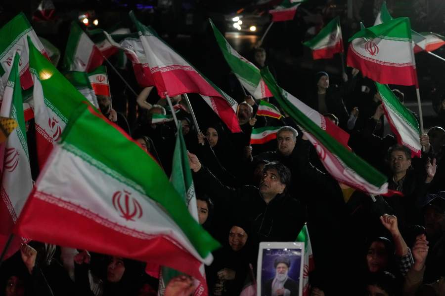 Εξοργιστικό περιστατικό στην παρέλαση του Βόλου: Μαθητές φώναξαν συνθήματα της Χρυσής Αυγής – Δόθηκε εντολή για προκαταρκτική εξέταση