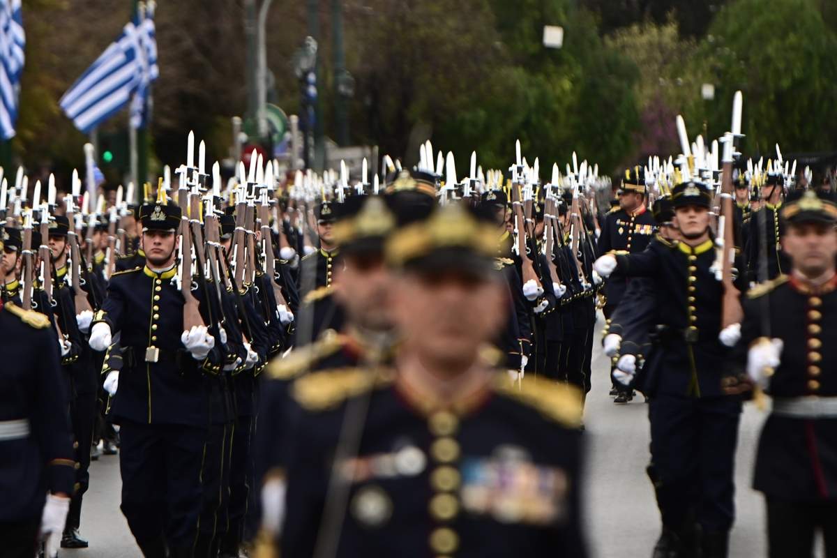 5 αντιγηραντικές κρέμες κάτω των 30 ευρώ που θα βρείτε στο φαρμακείο